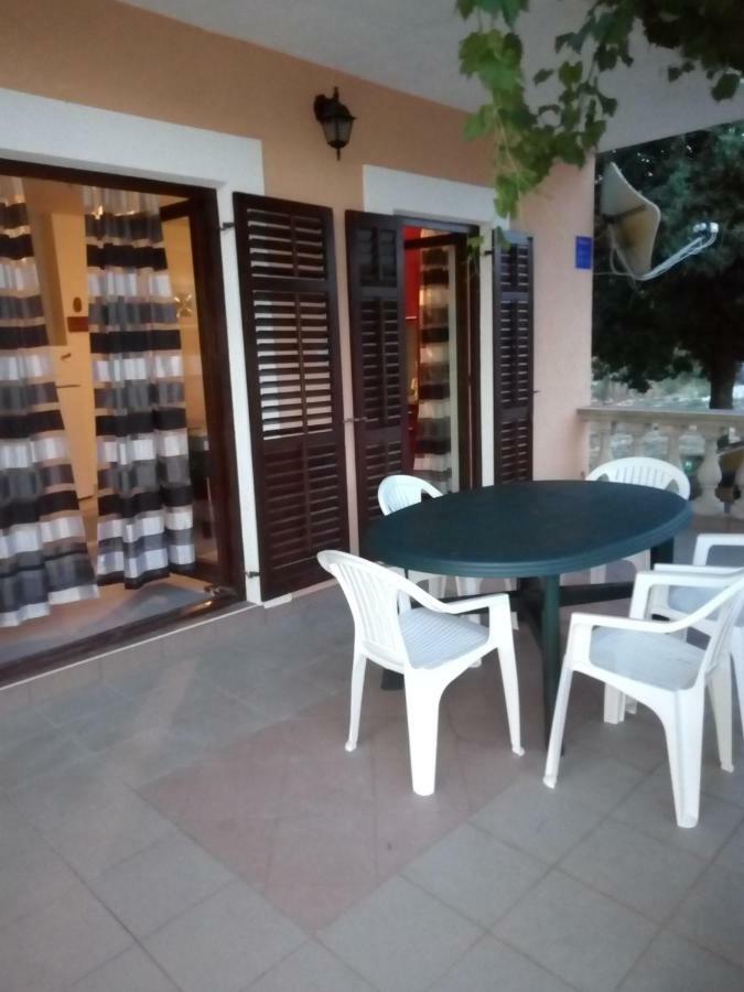 Apartman Bruna Sibenik Luaran gambar